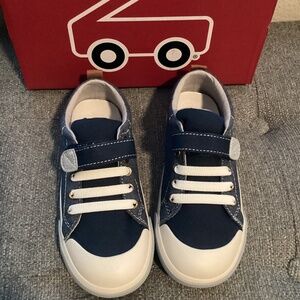 See Kai Run Stevie II Sneaker, size 12.5